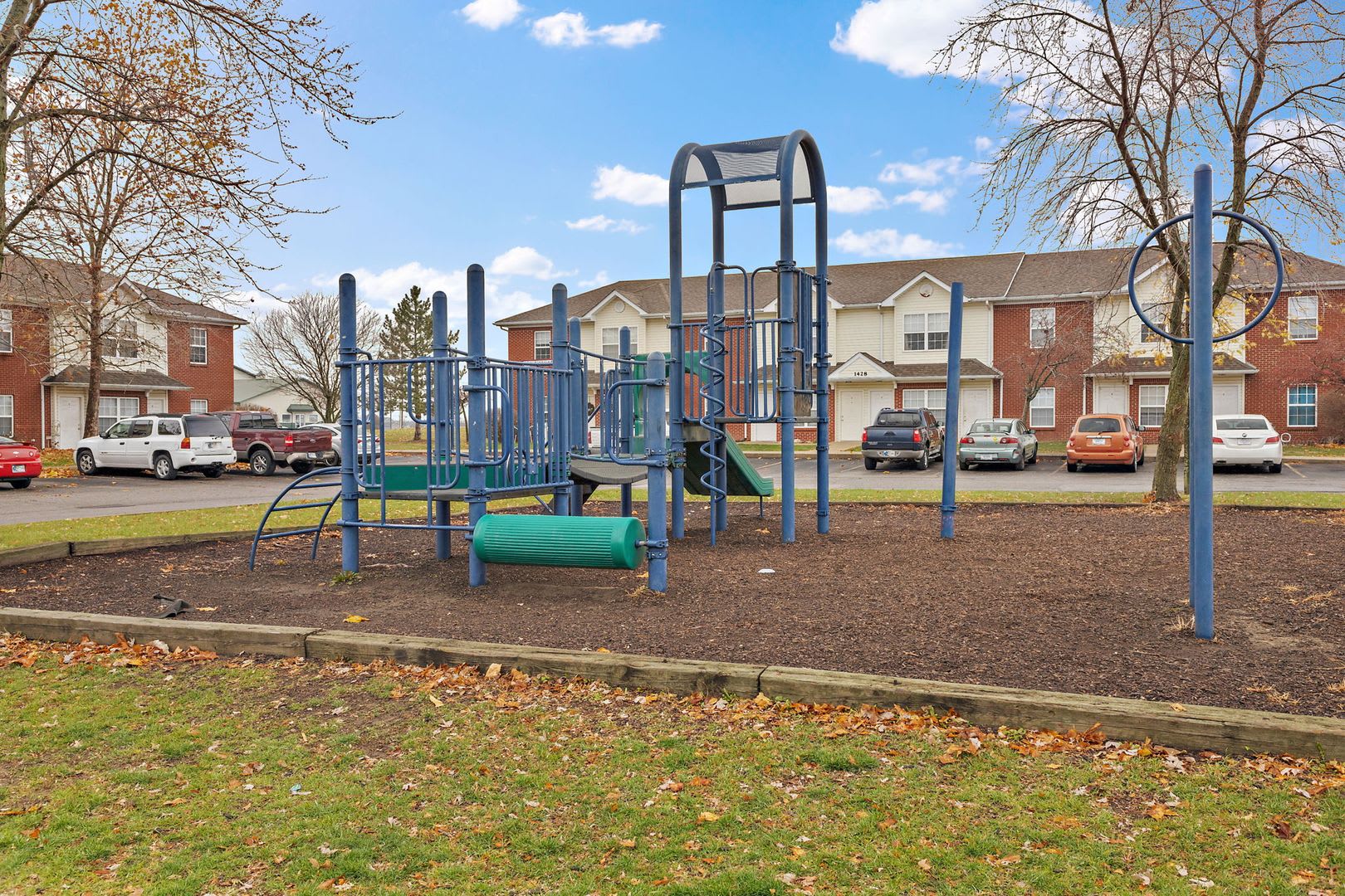 Rent $1725/mo********** Minutes to Honda*********Cul De Sac Community – photo 5