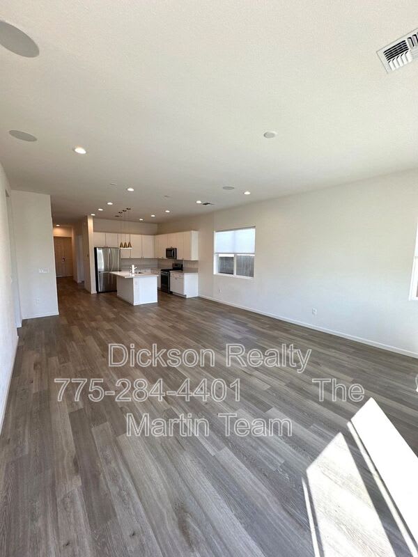 7860 Hoback Dr – photo 4