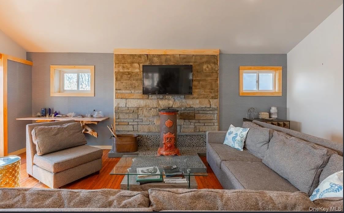 91 S Penataquit Avenue – photo 2