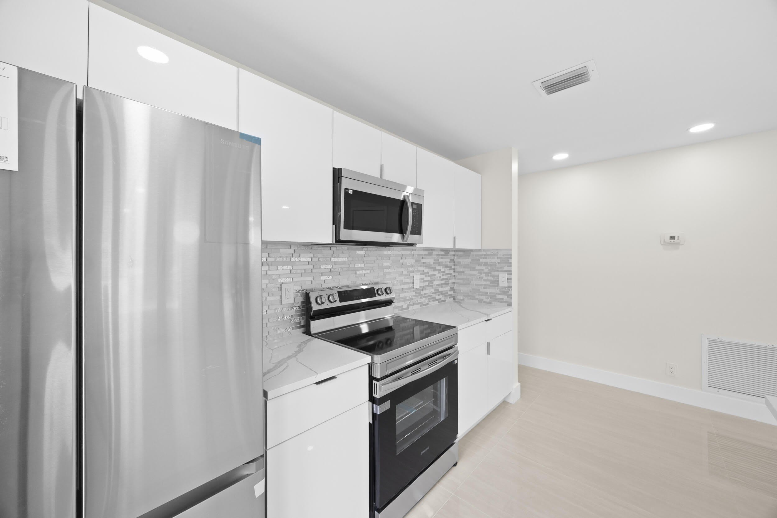 5664 BOYNTON Crescent – photo 2