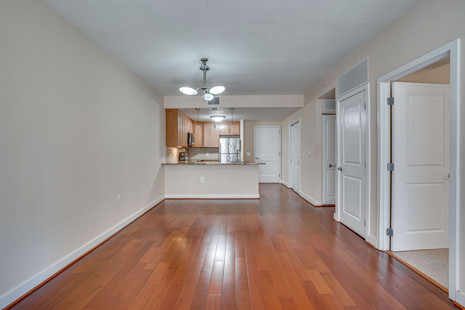 1 Bedroom Condo In Ballston Location Luxury And Convenience All In One Place – photo 5