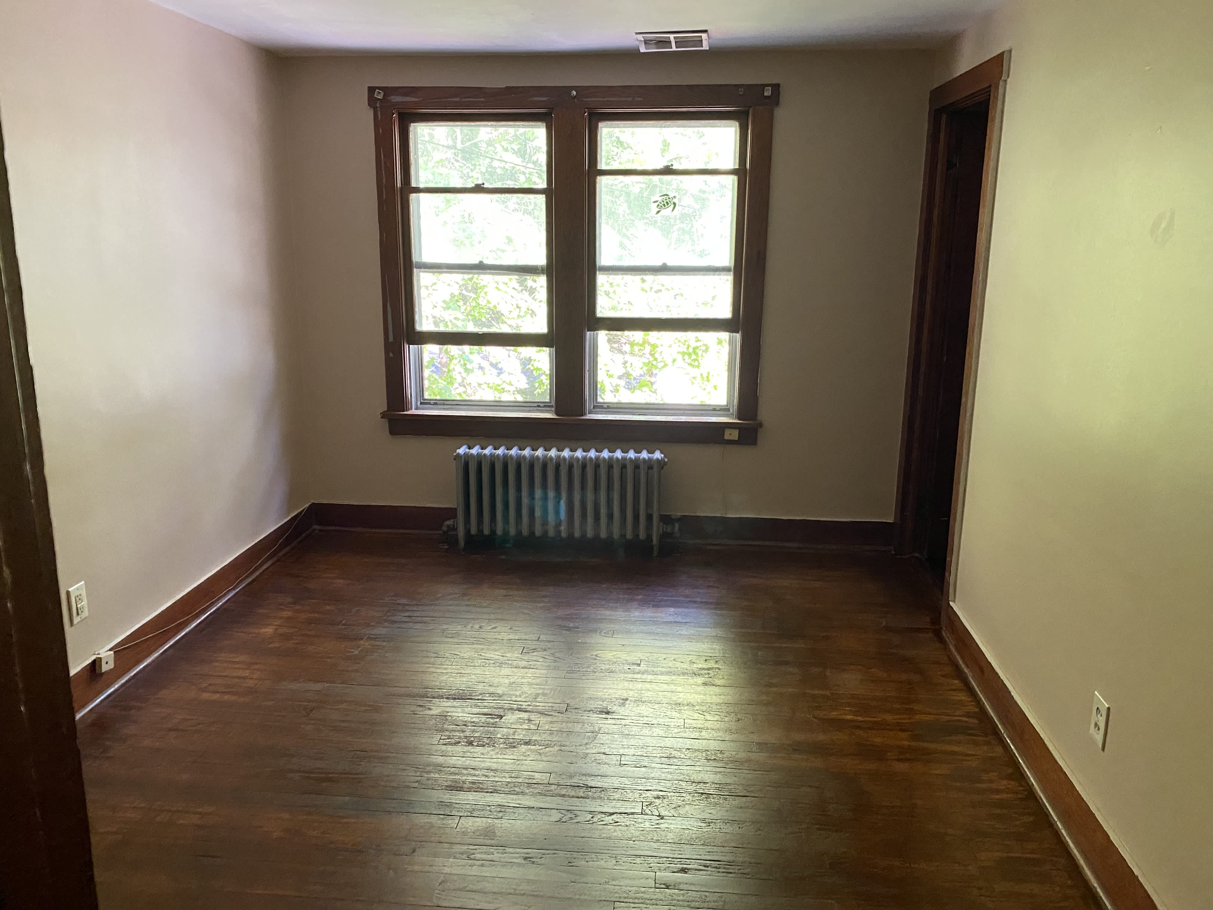 828 Elmwood Street – photo 4