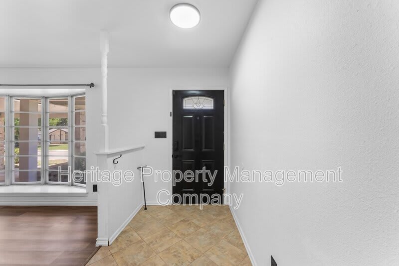 3614 Versailles Drive – photo 4