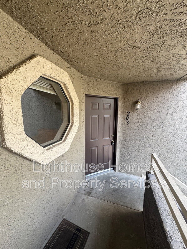 5050 S Rainbow Blvd – photo 1