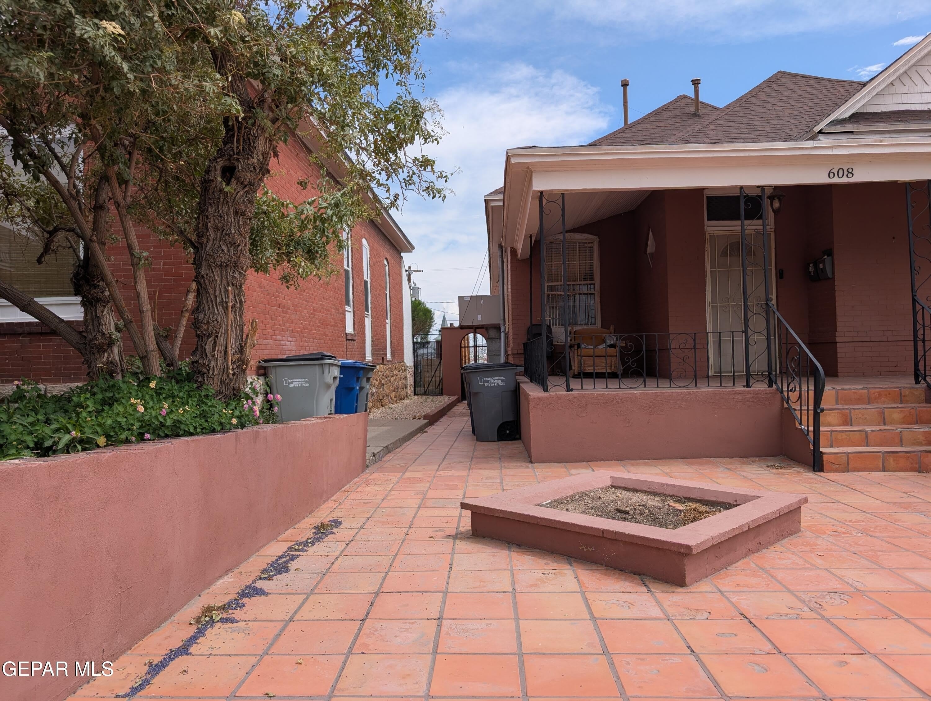 608 Stewart Court – photo 1