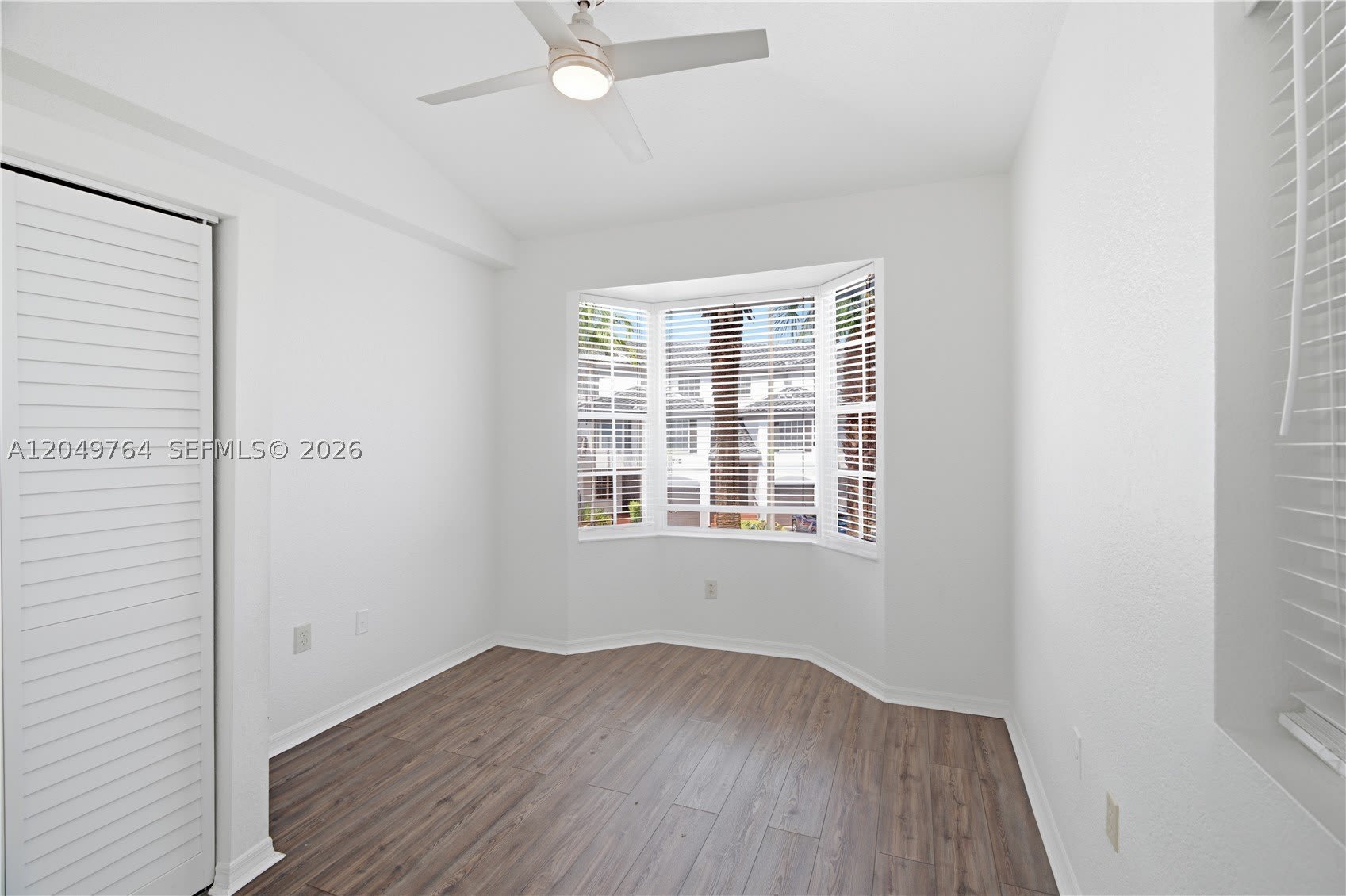 725 Sw 148Th Ave – photo 5