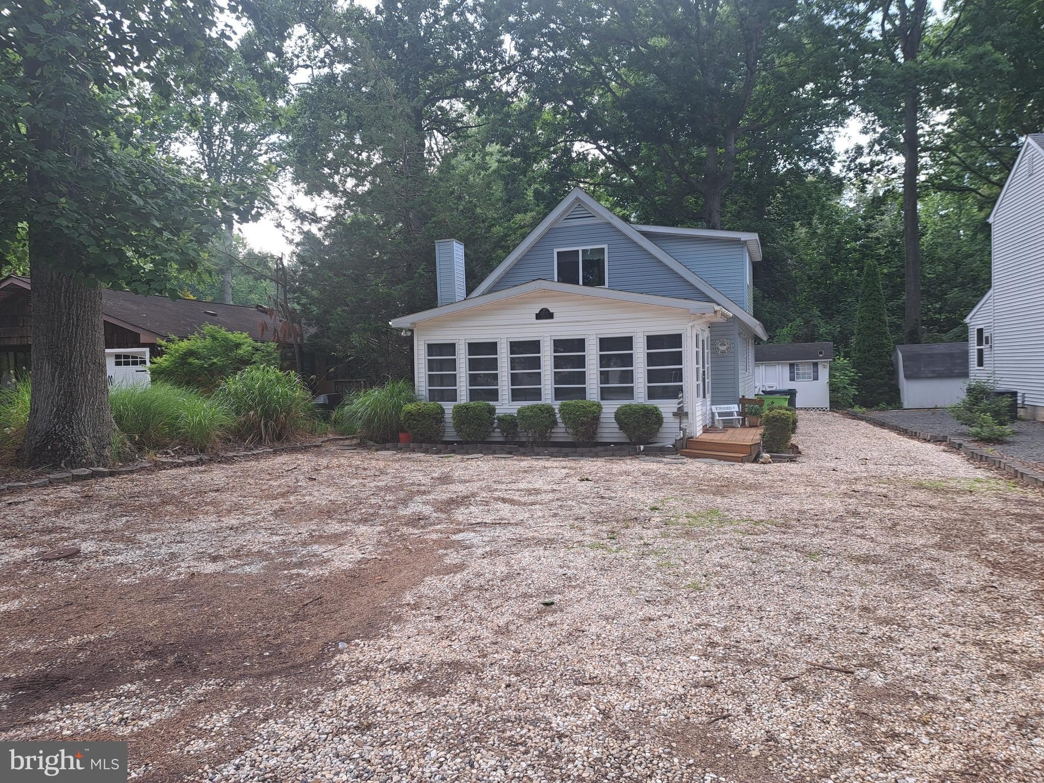 23020 LINDEN Drive – photo 2