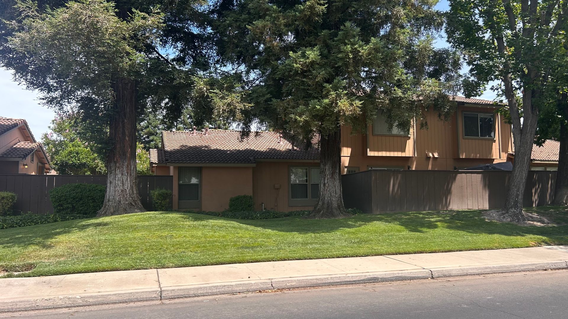 4002 Elmo Loop D – photo 1