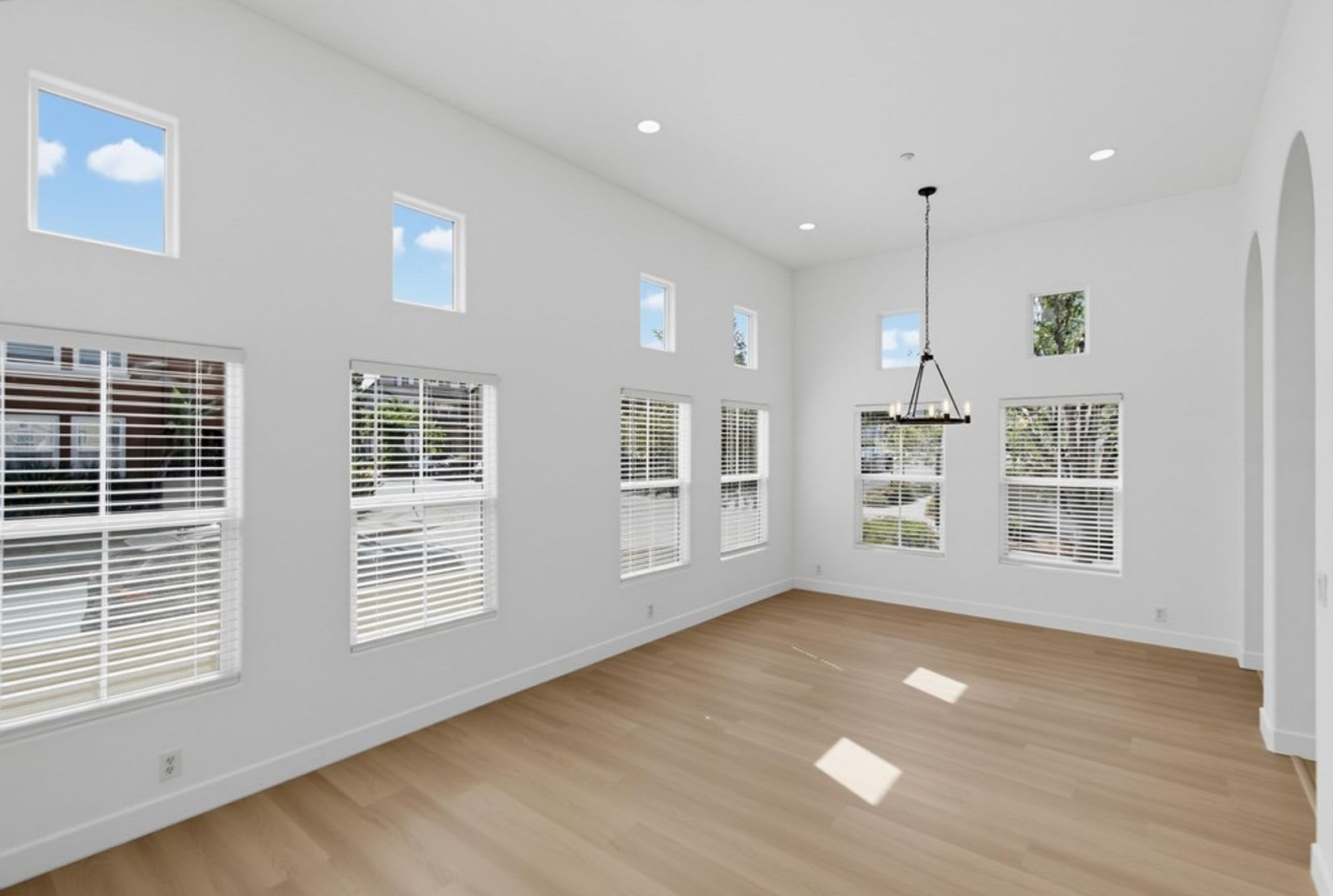 Newly Remodeled 4 Bedroom Townhome in Torrey Highlands – photo 5
