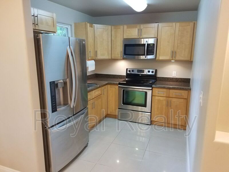 935 Kaipii St. (Downstairs) – photo 4