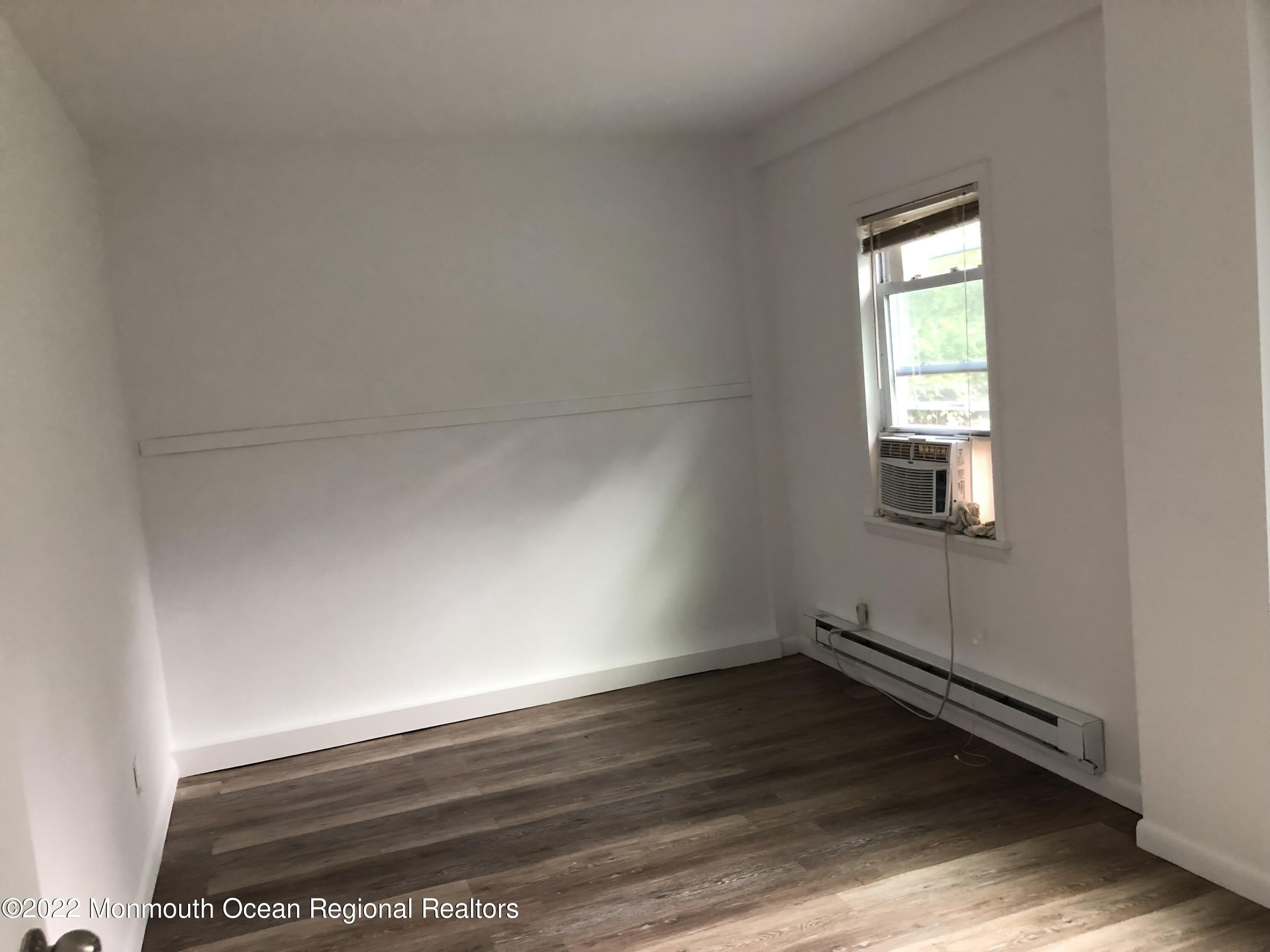 154 Vansant Avenue – photo 5