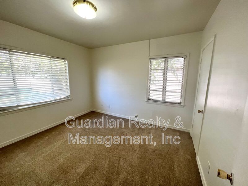535 W. Edgemont Ave. – photo 3