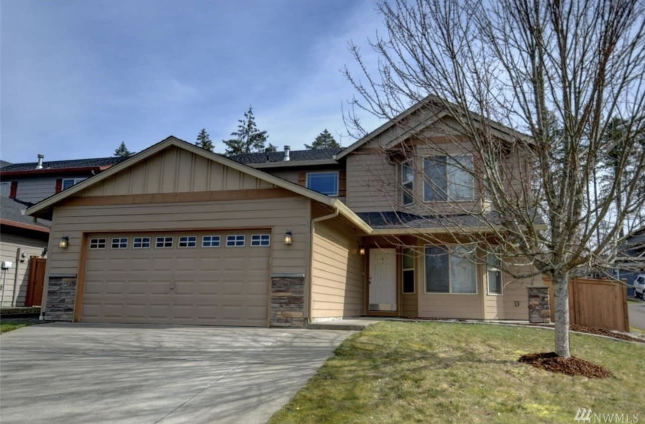 3616 Bacall Street Northeast – photo 1