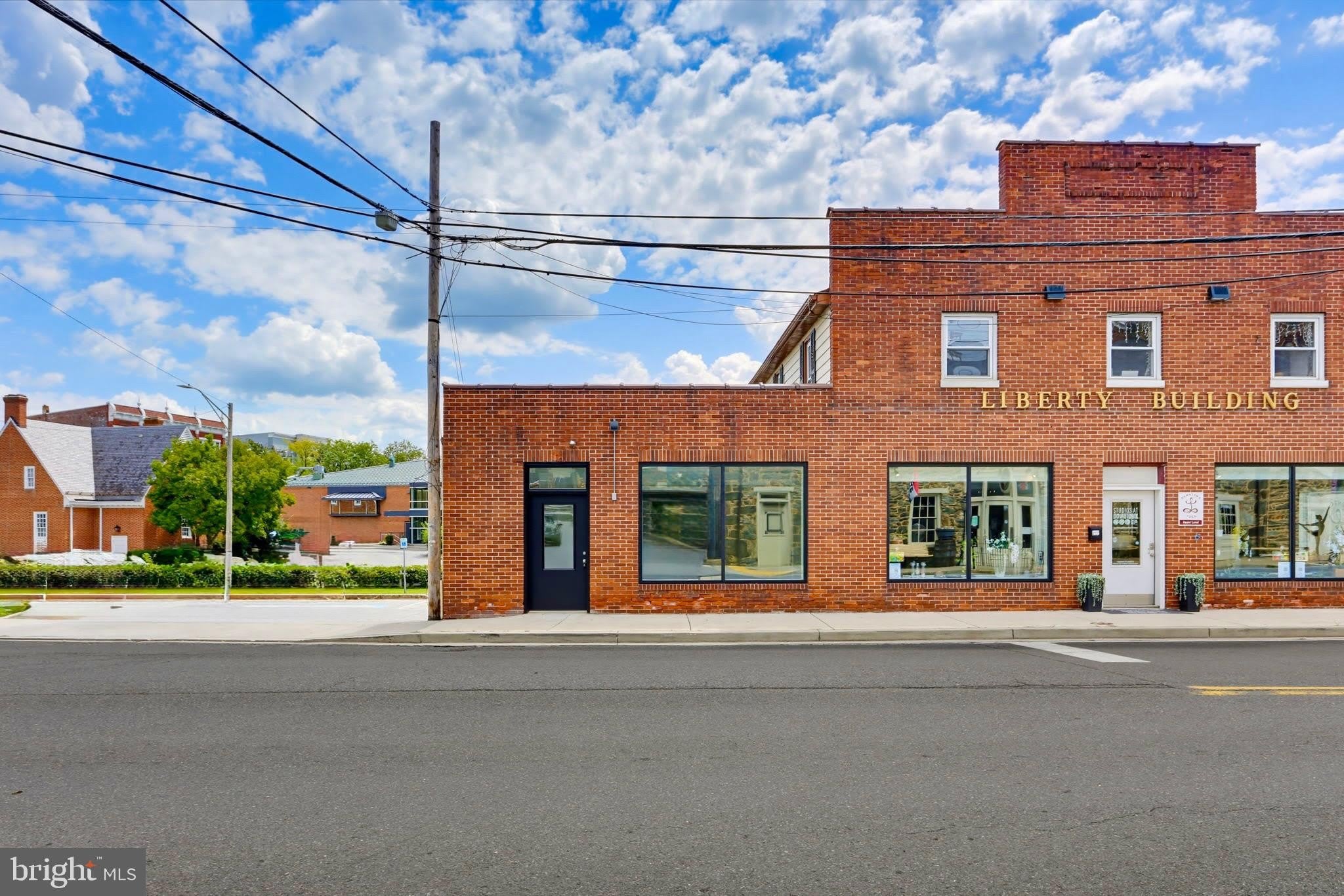 11 LIBERTY Street – photo 1
