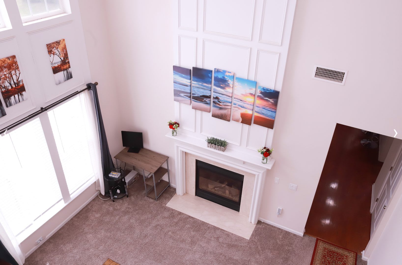 Room in 7 Bedroom Home at Red Birch Dr – photo 2