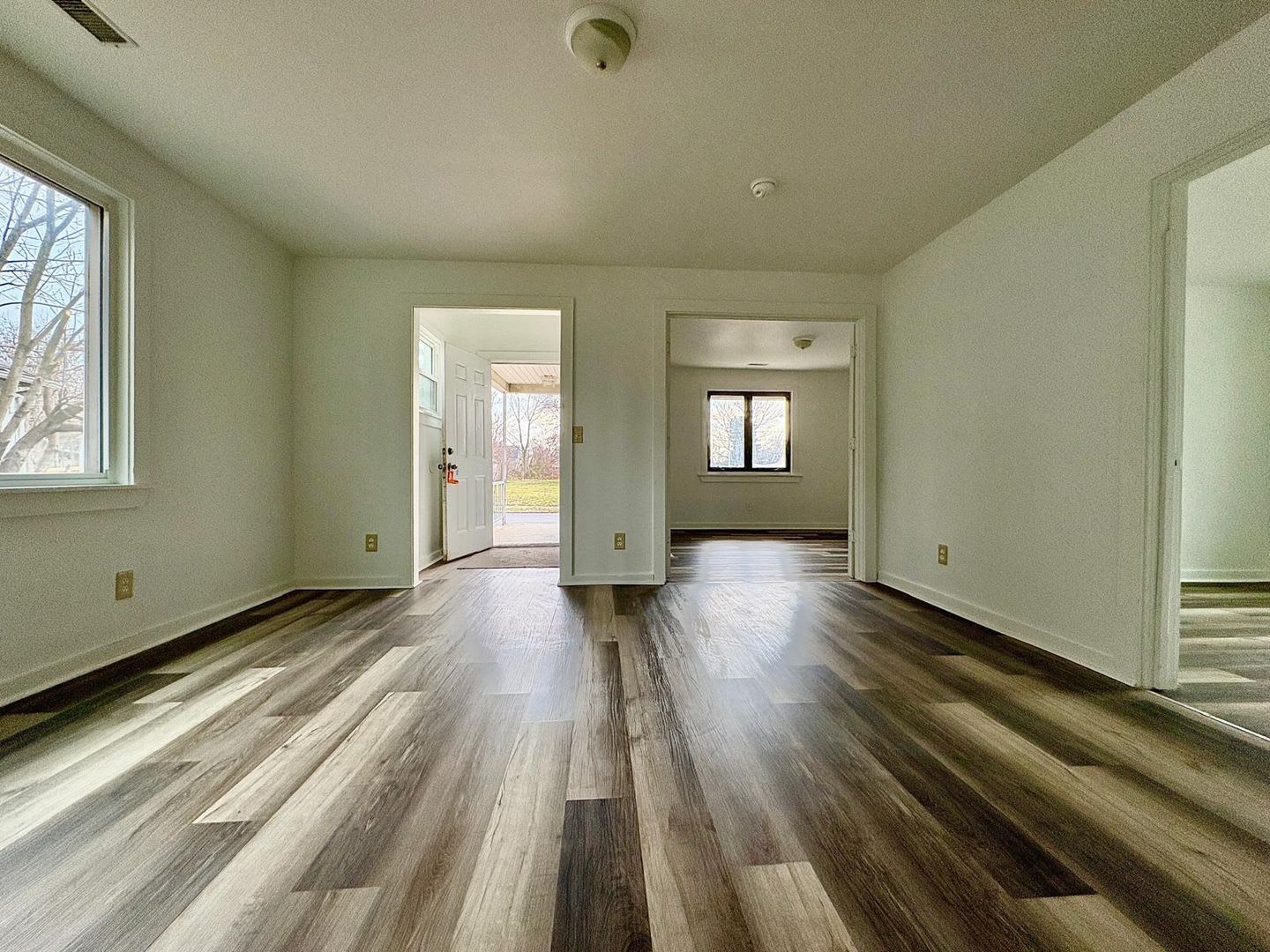 2117 Bertrand st – photo 2