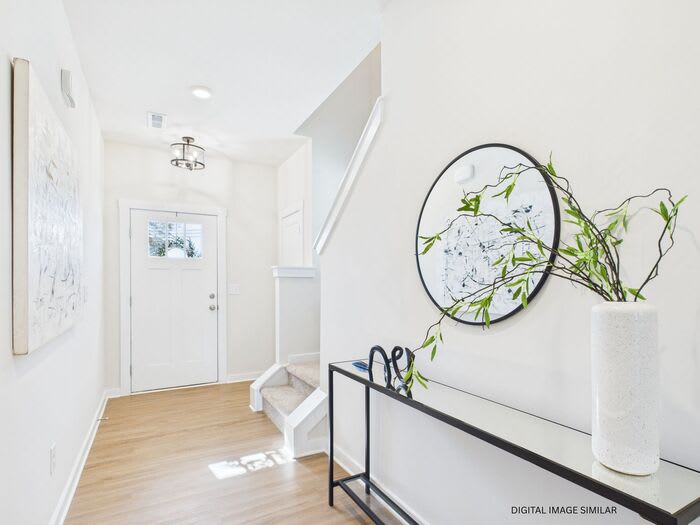 311 Kings Drive – photo 2
