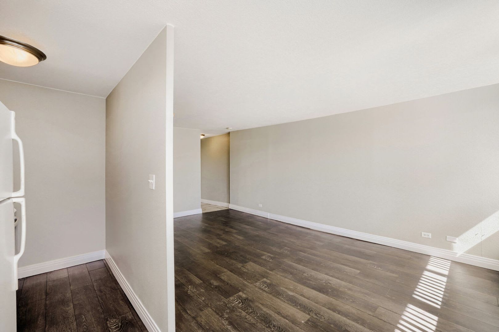 Gorgeous Capital hill studio condo – photo 3