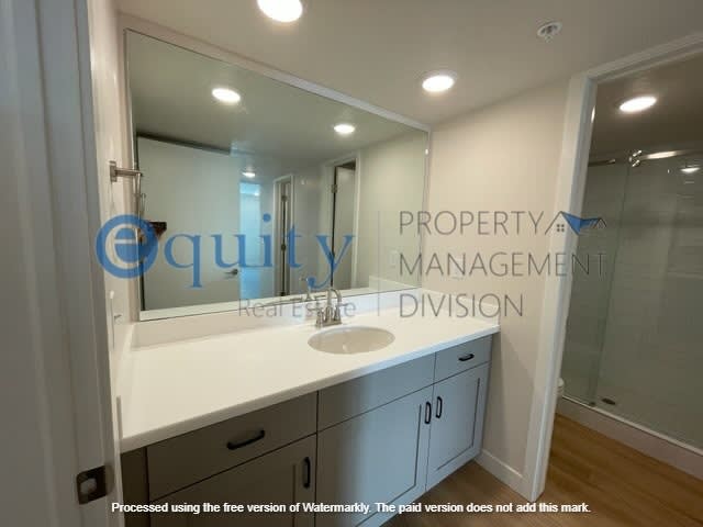 1032 East 400 South – photo 5