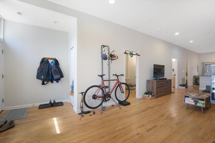 2016 W Wabansia Ave – photo 3