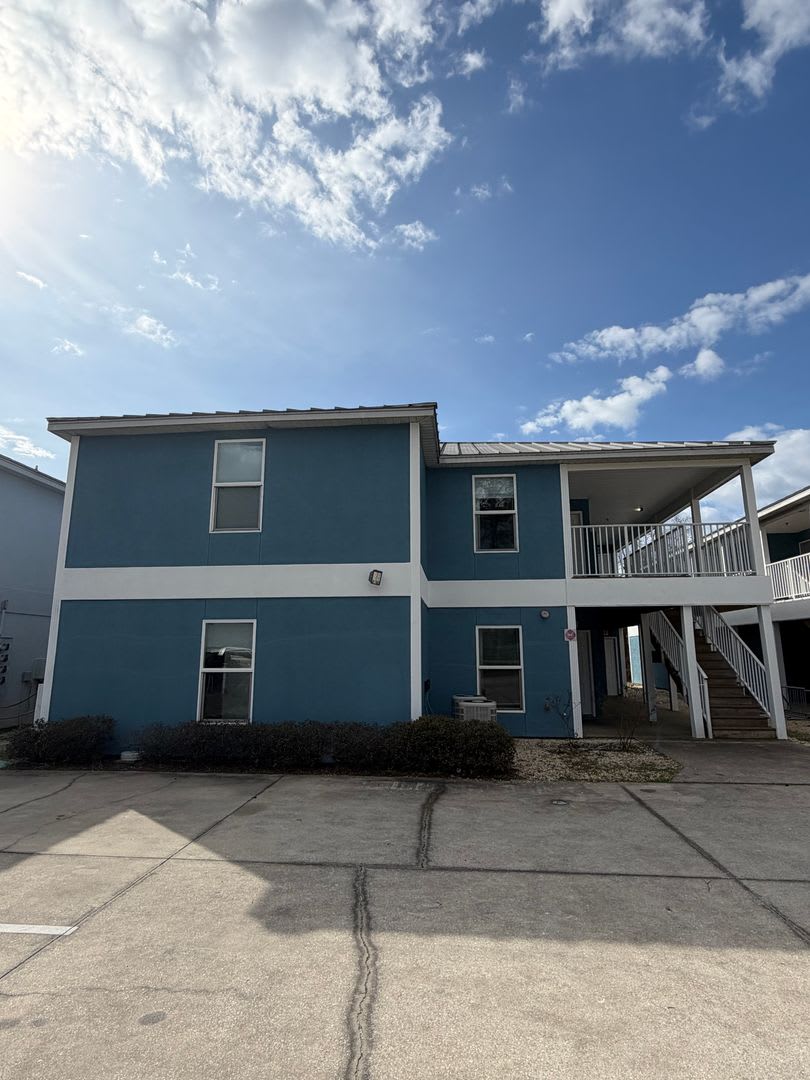 9123 Laird Street – photo 1