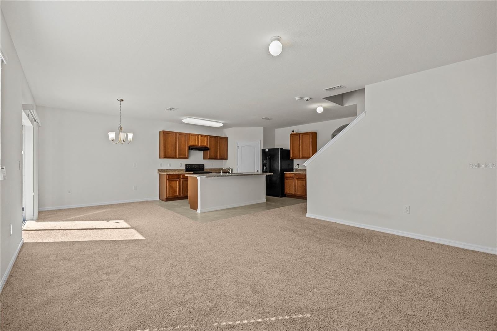 817 Sheen Circle – photo 3