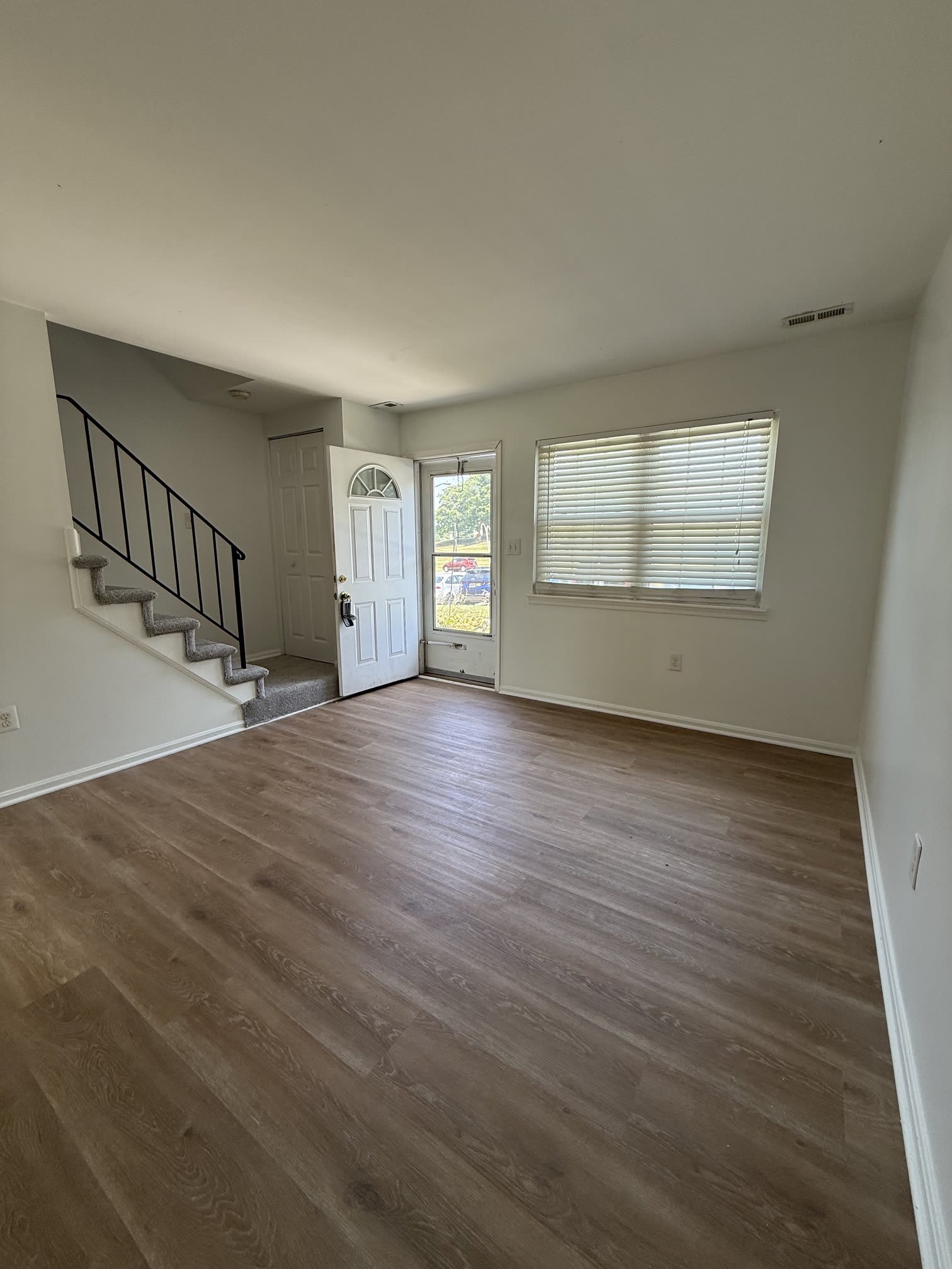 6407 Continental Dr – photo 5