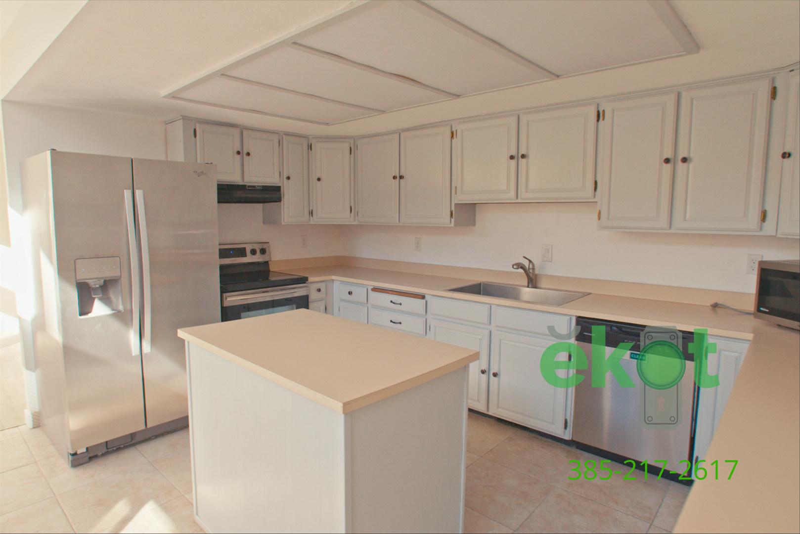 Spacious 5 Bedroom Home in Cottonwood Heights – photo 5