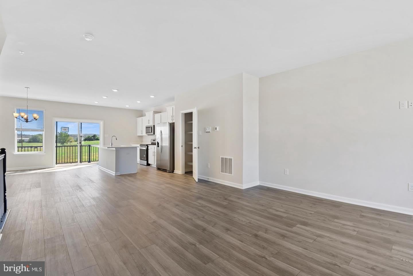 418 CARROLL WALK AVE – photo 5