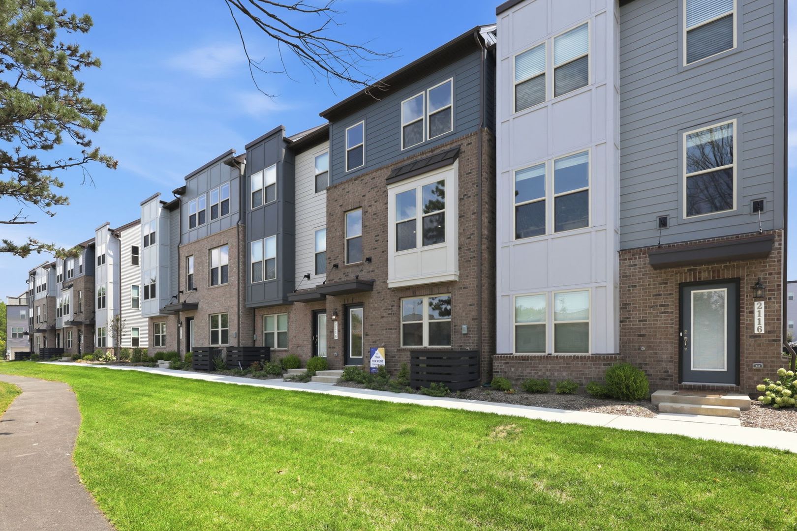 Experience Elevated Living In The Highly Desirable Jenkins Floor Plan At Park Place Where Timeless Design Meets Exceptional Comfort Across Three Beautifully Designed Levels – photo 2