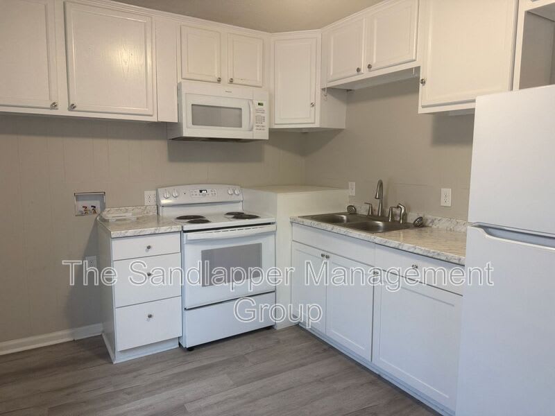 5061-5 Rockingham Street – photo 3