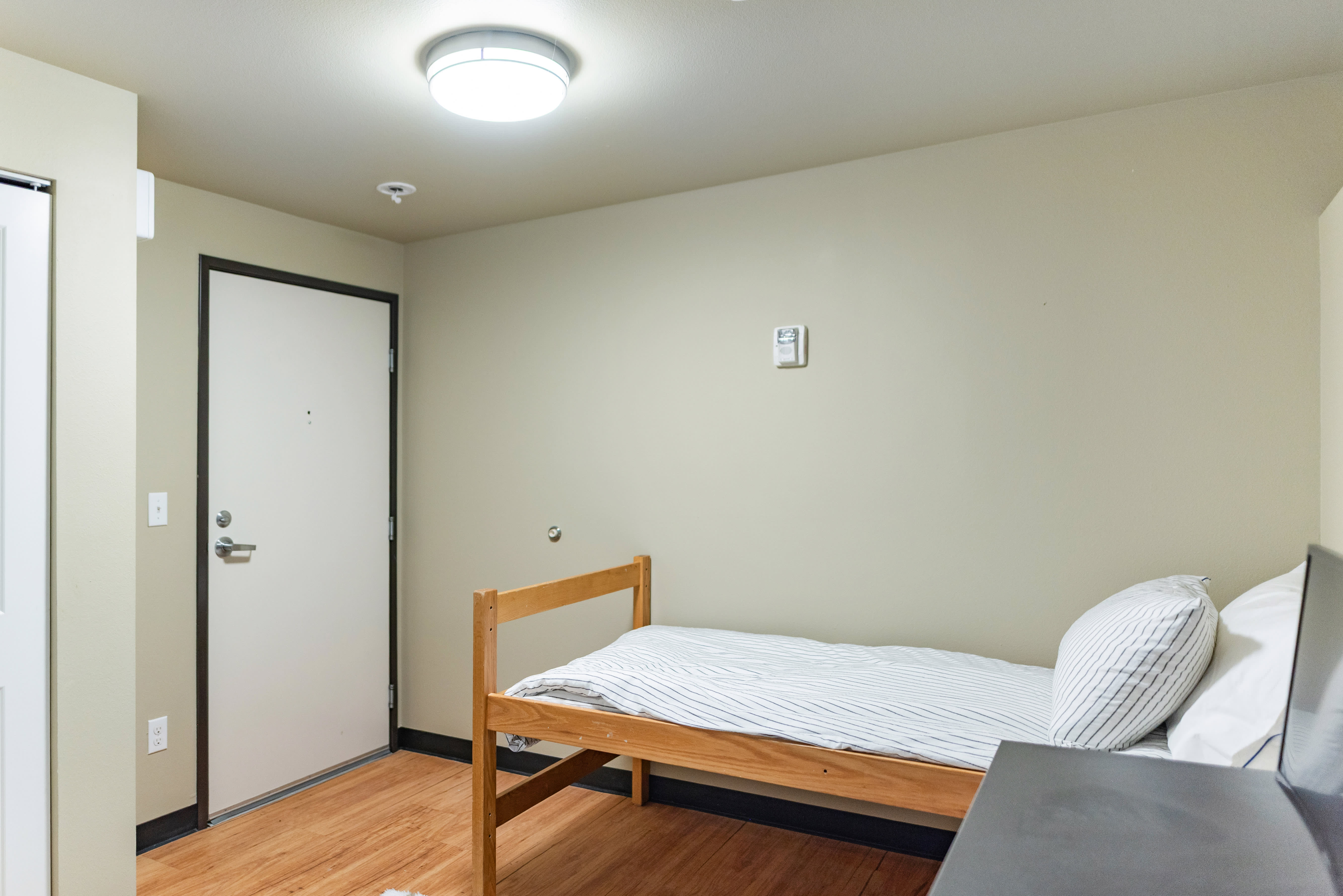 Alta Studios Is Now Leasing – photo 5
