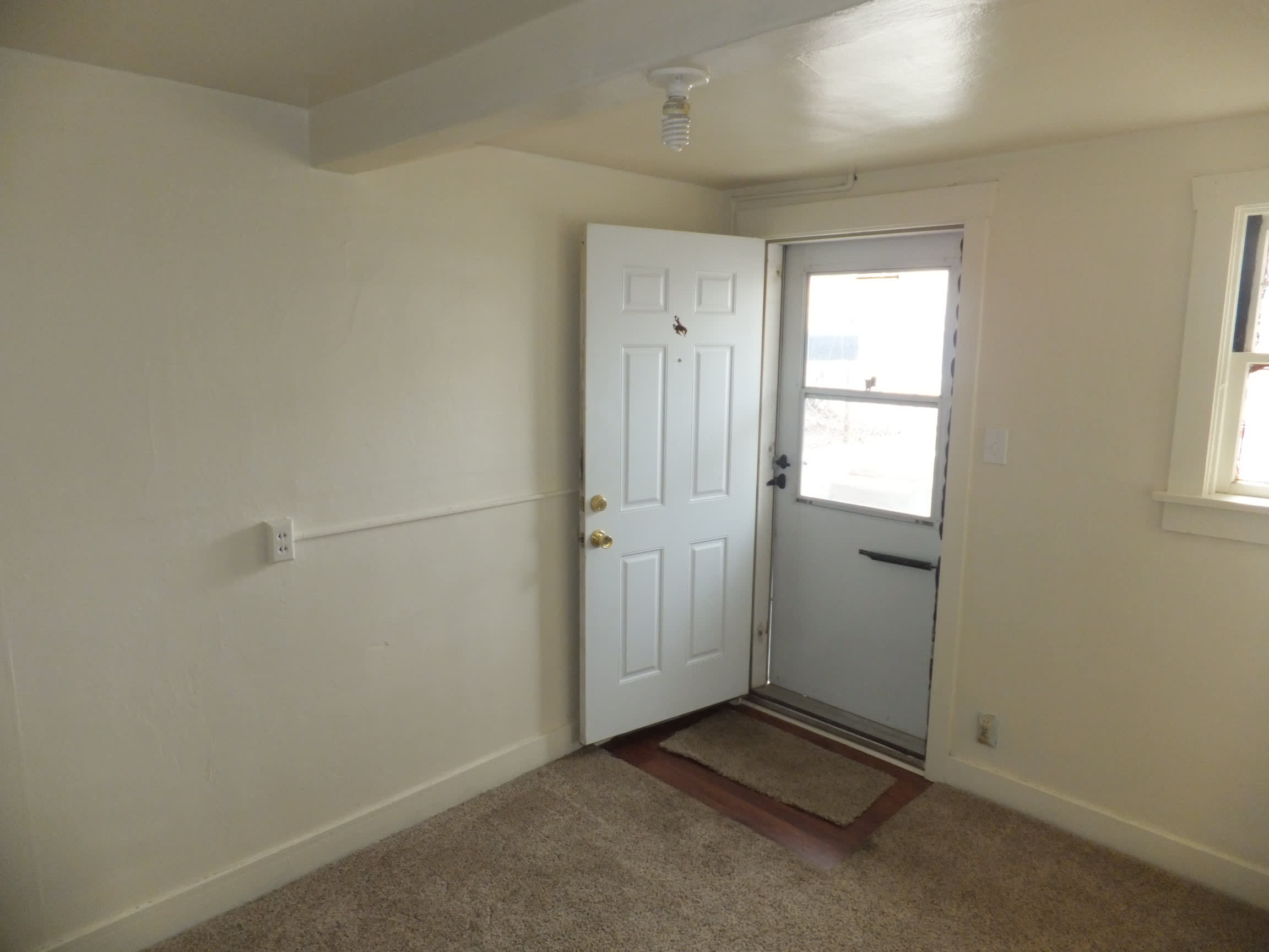 694 Ridge Ave – photo 5