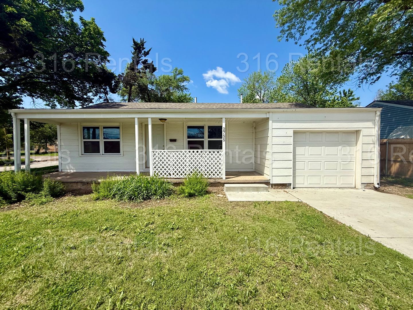 1100 2 Bed 1 Bath Single Family Home – photo 1