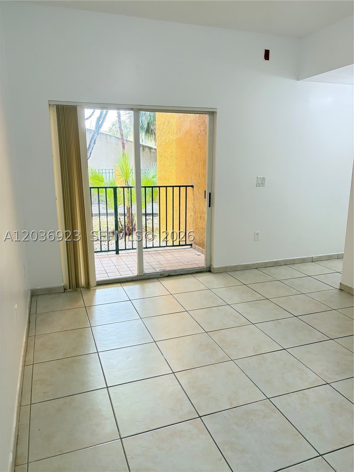 7360 NW 114th Ave – photo 3