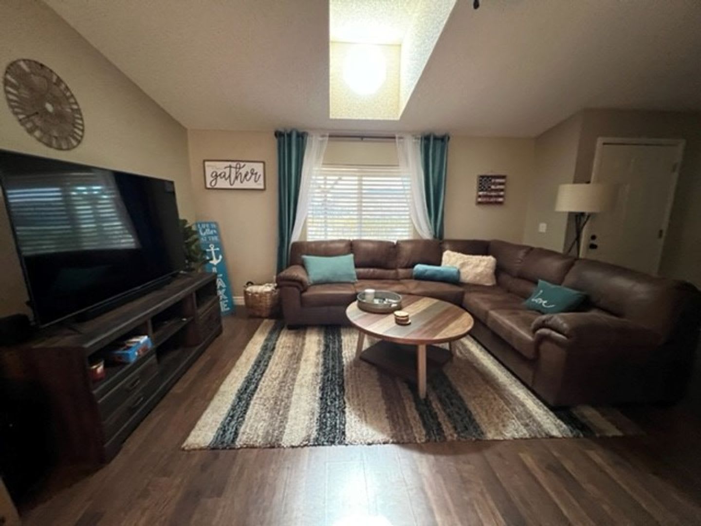 3 Bedroom Fully Furnished Winter Vacation Rental With View Utilities Included – photo 5