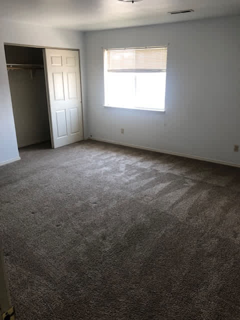 207 East Center Street – photo 3
