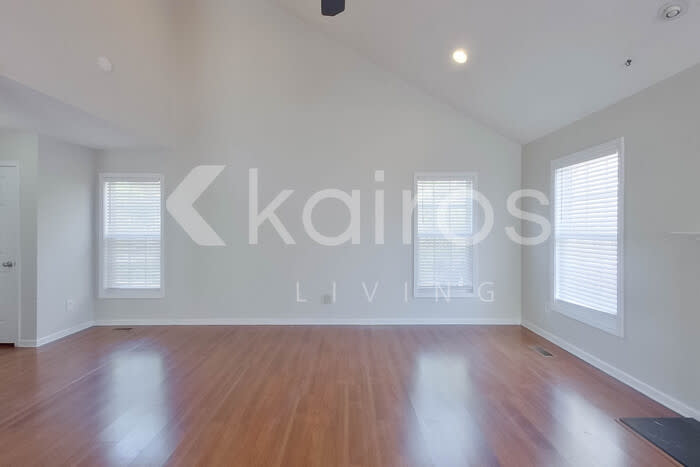 135 Hillandale Road – photo 5