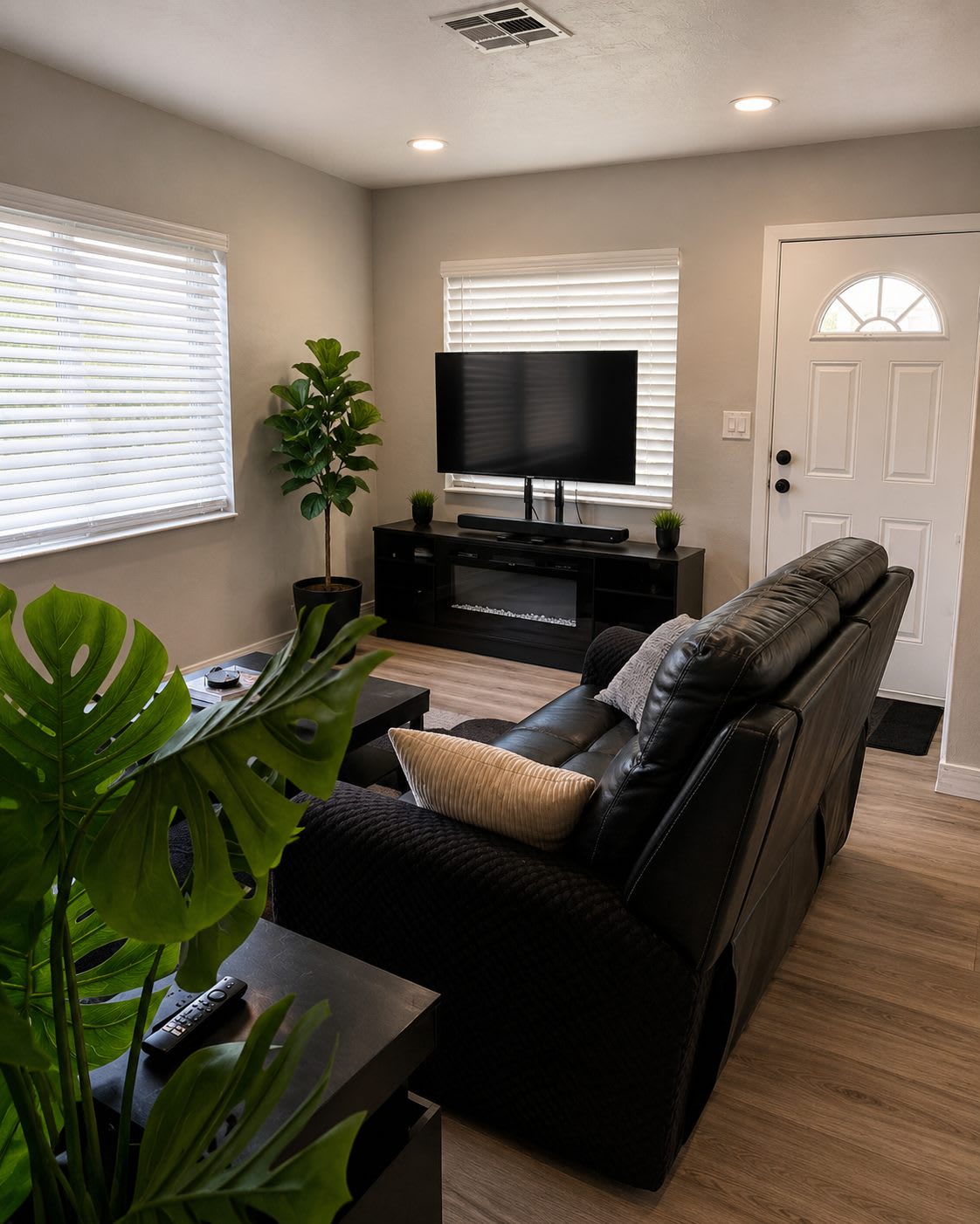 8949 59th St – photo 5