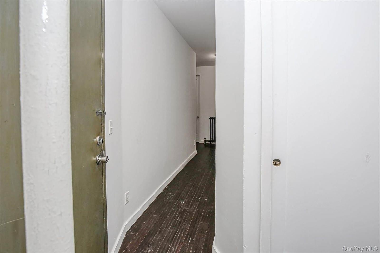 221 Howard Avenue – photo 3