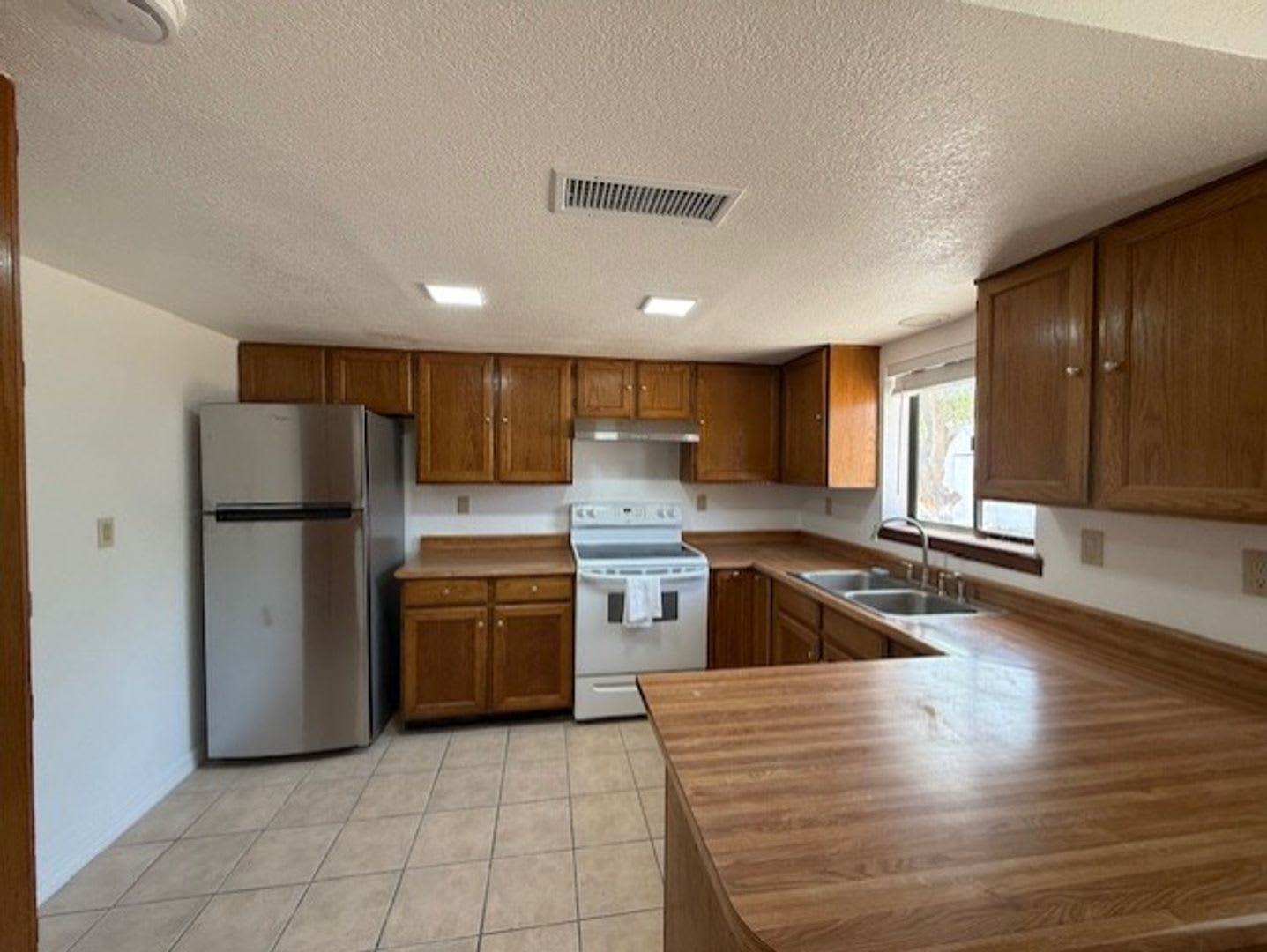 4 Bedroom in Cottonwood – photo 4