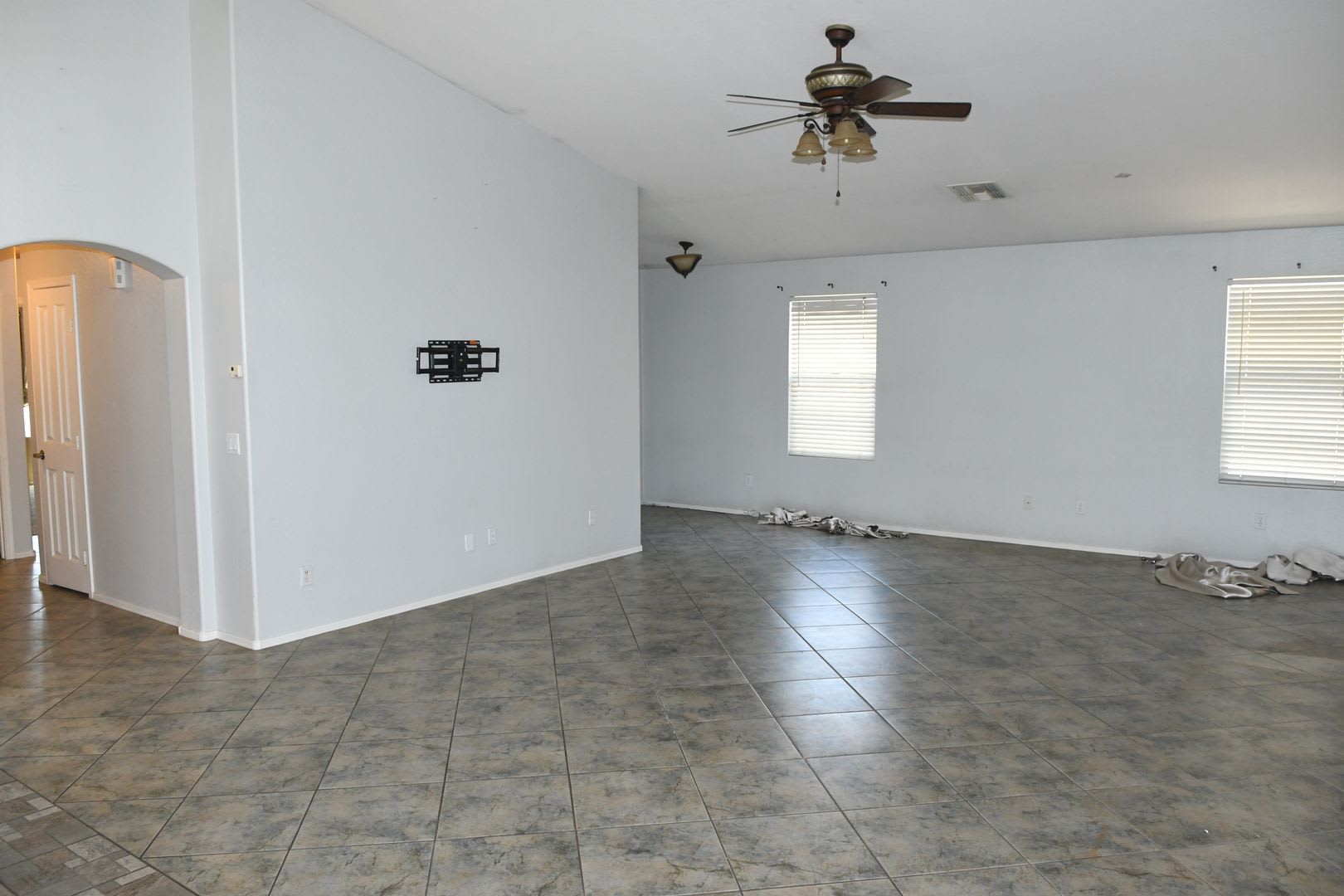 Ideal 4BD/2BA Home w/ *Solar* near Greenway & Loop 303 in Surprise! – photo 4