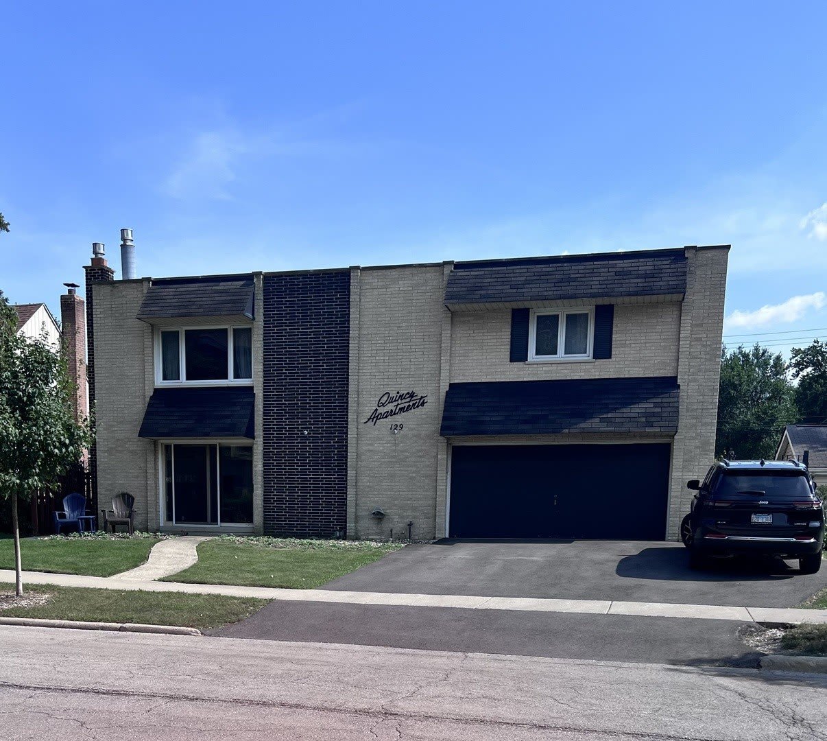 129 W Quincy Street – photo 1