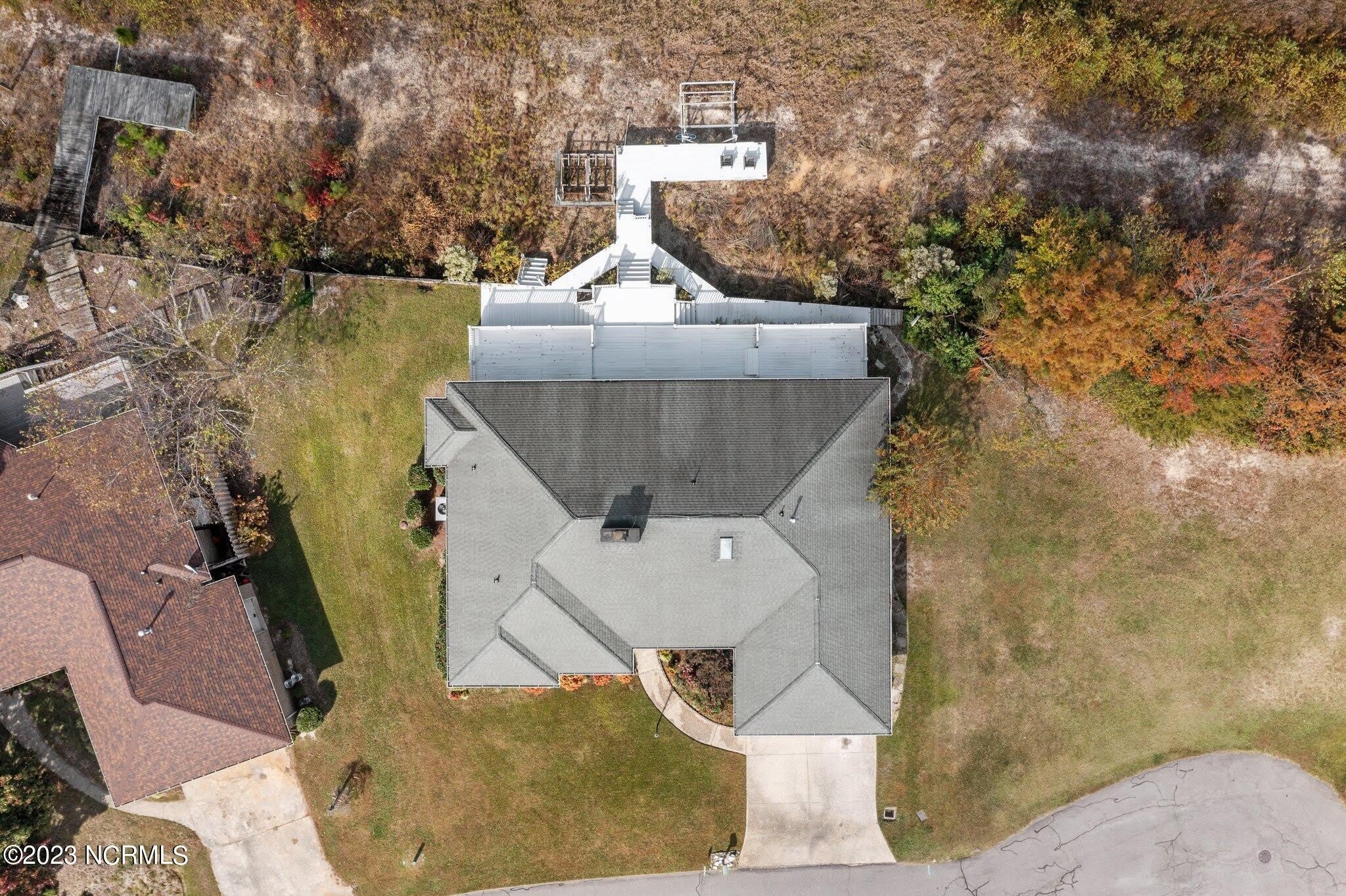 867 Castleberry Court – photo 4
