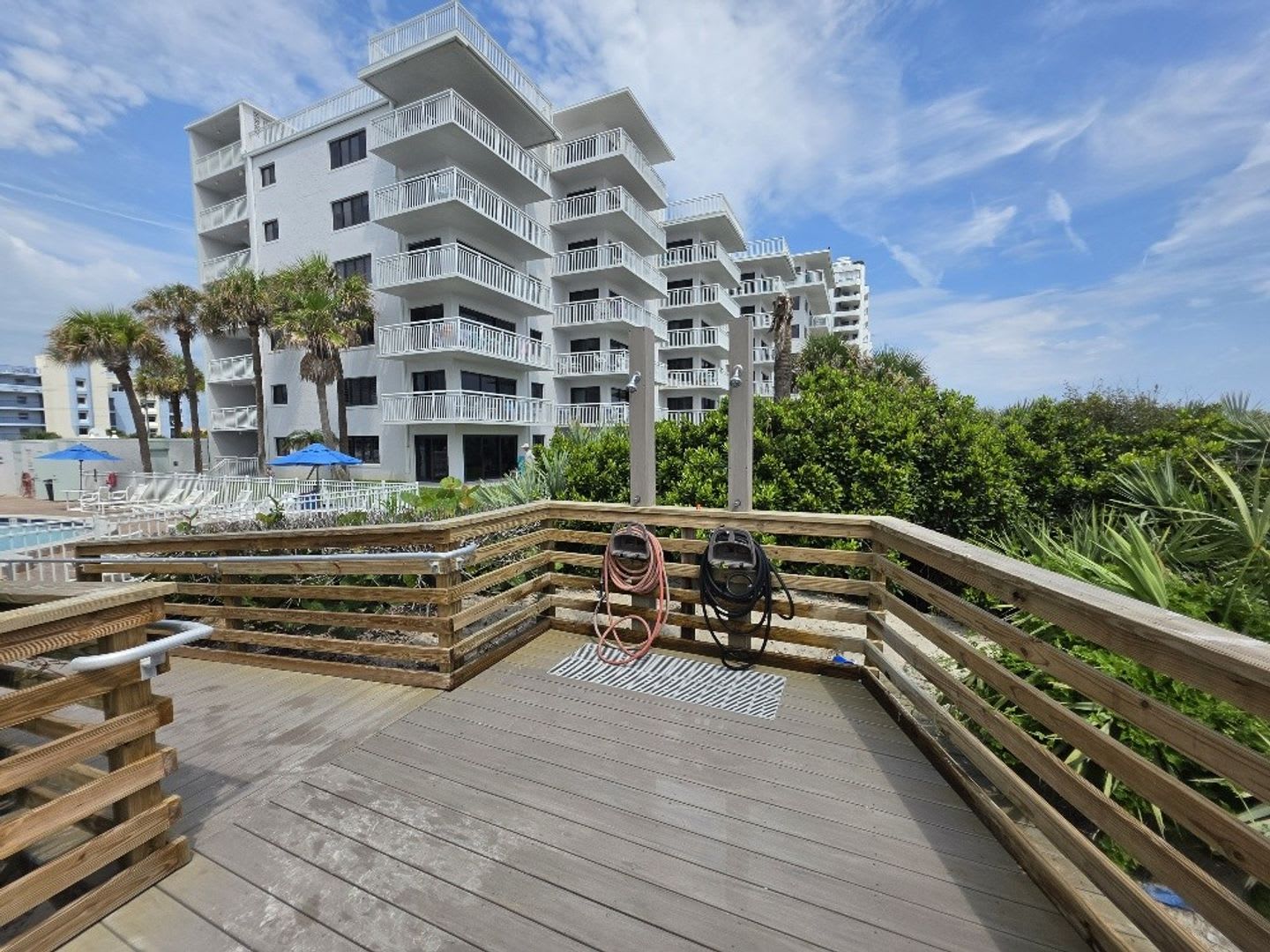Direct Beach front 2 Bedroom 2 Bathroom Condo – photo 3