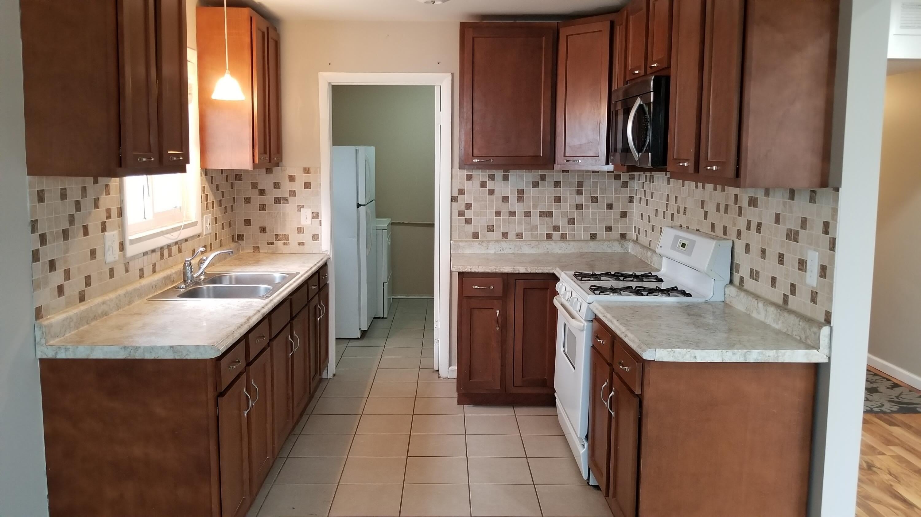 100 W Harwood Avenue – photo 5