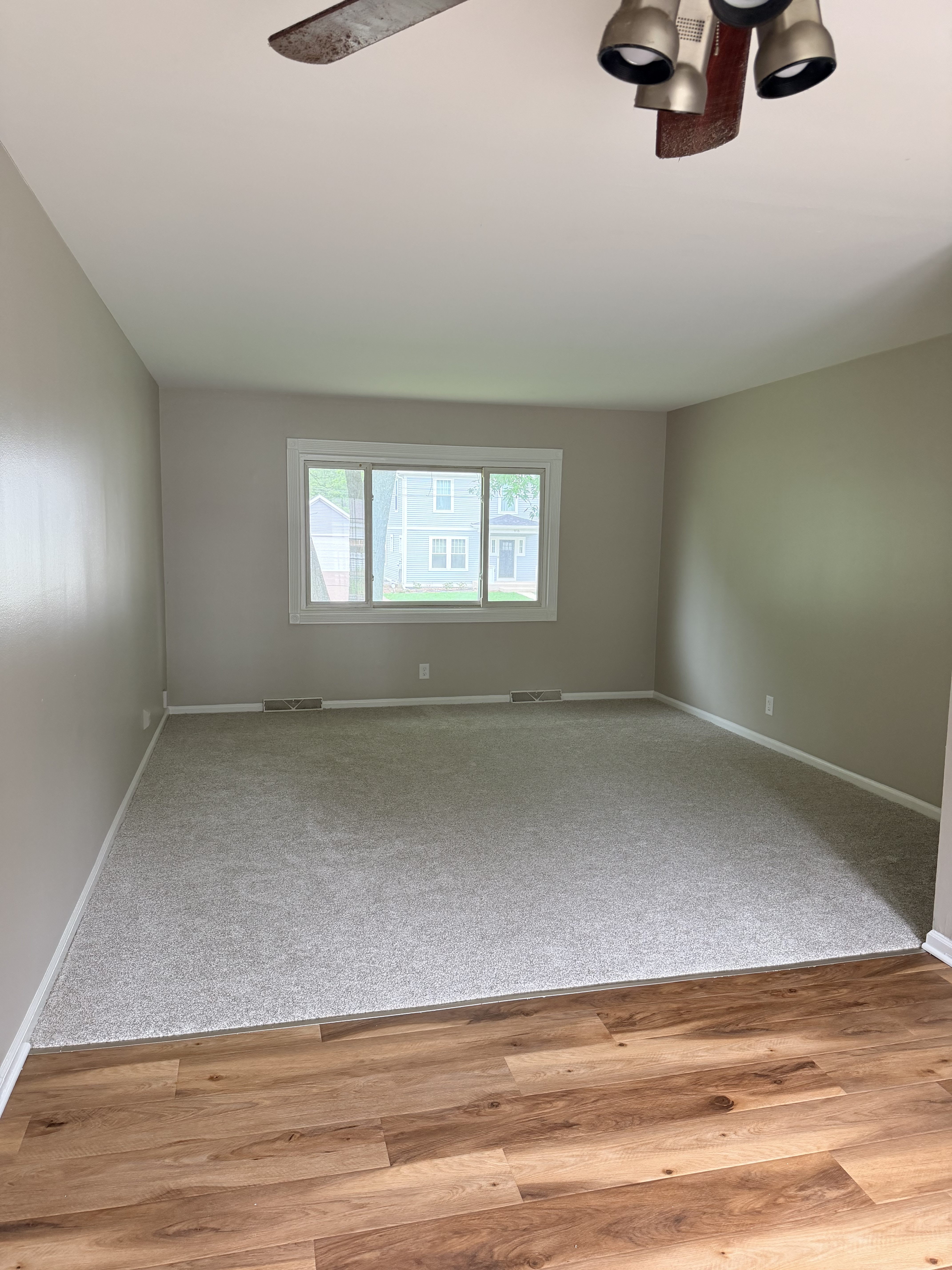 917 Park St – photo 5
