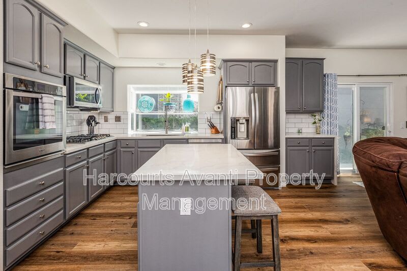 499 N Cleveland St – photo 5