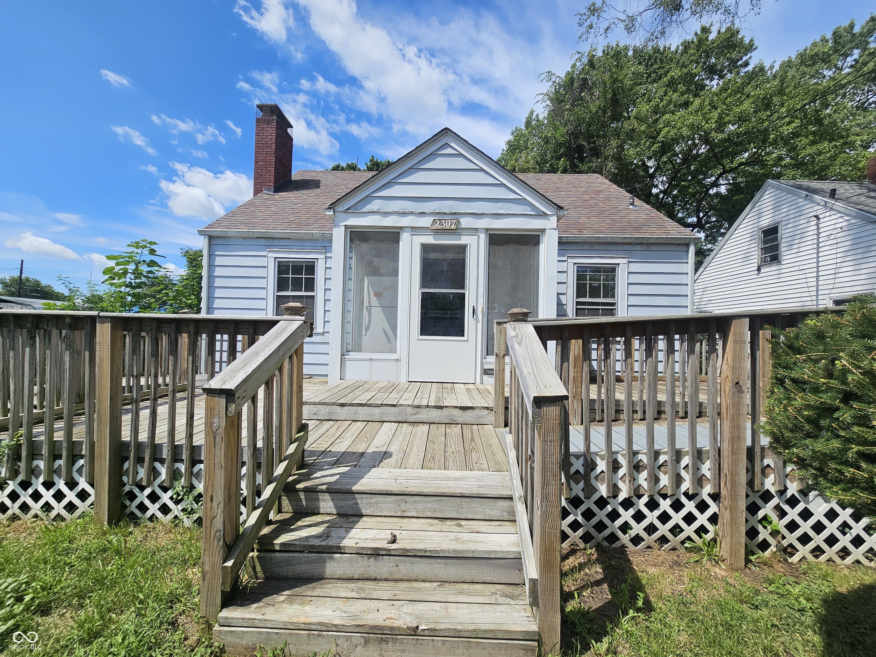 2307 Arrow Avenue – photo 3