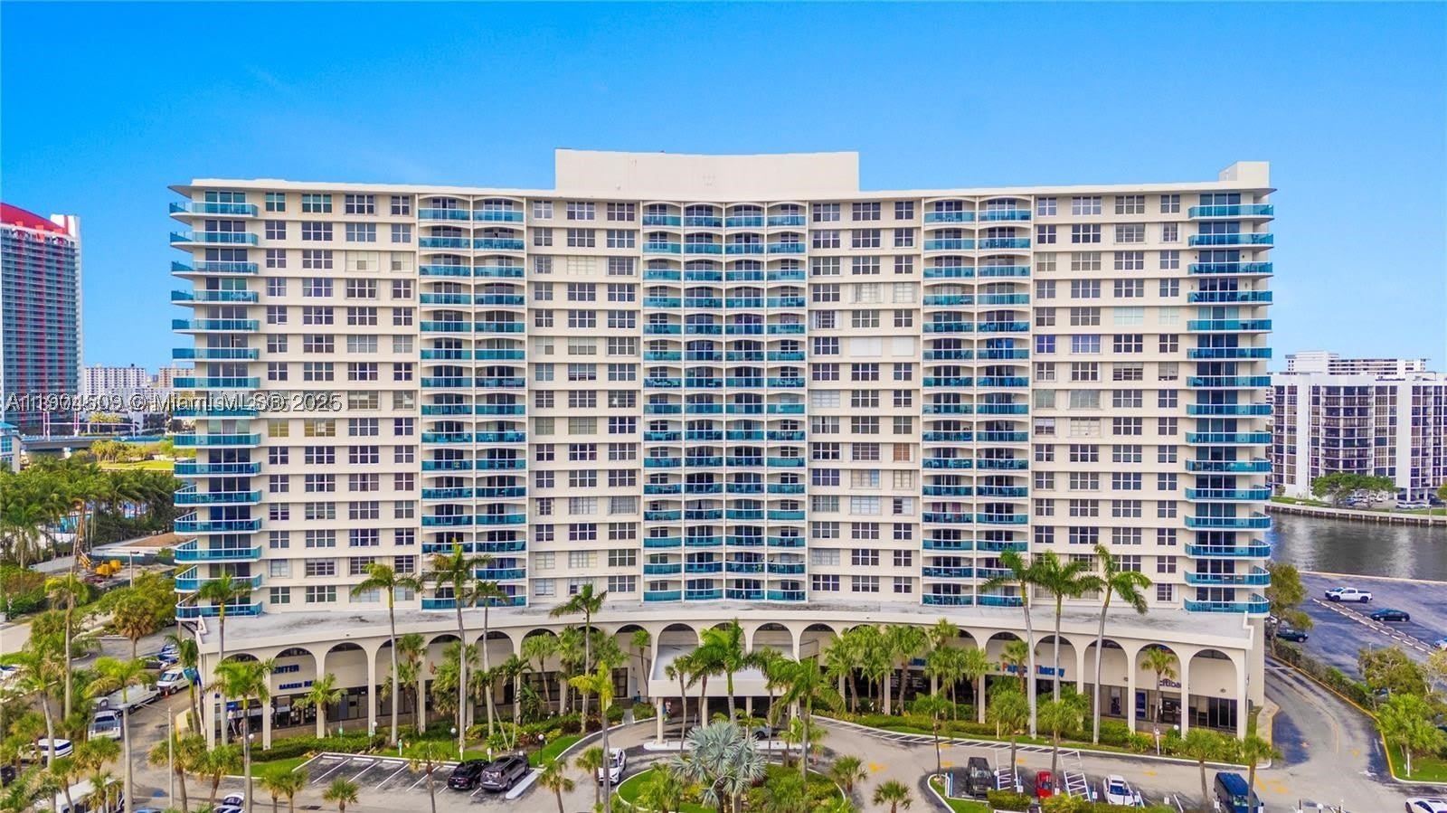 3800 S Ocean Dr – photo 2